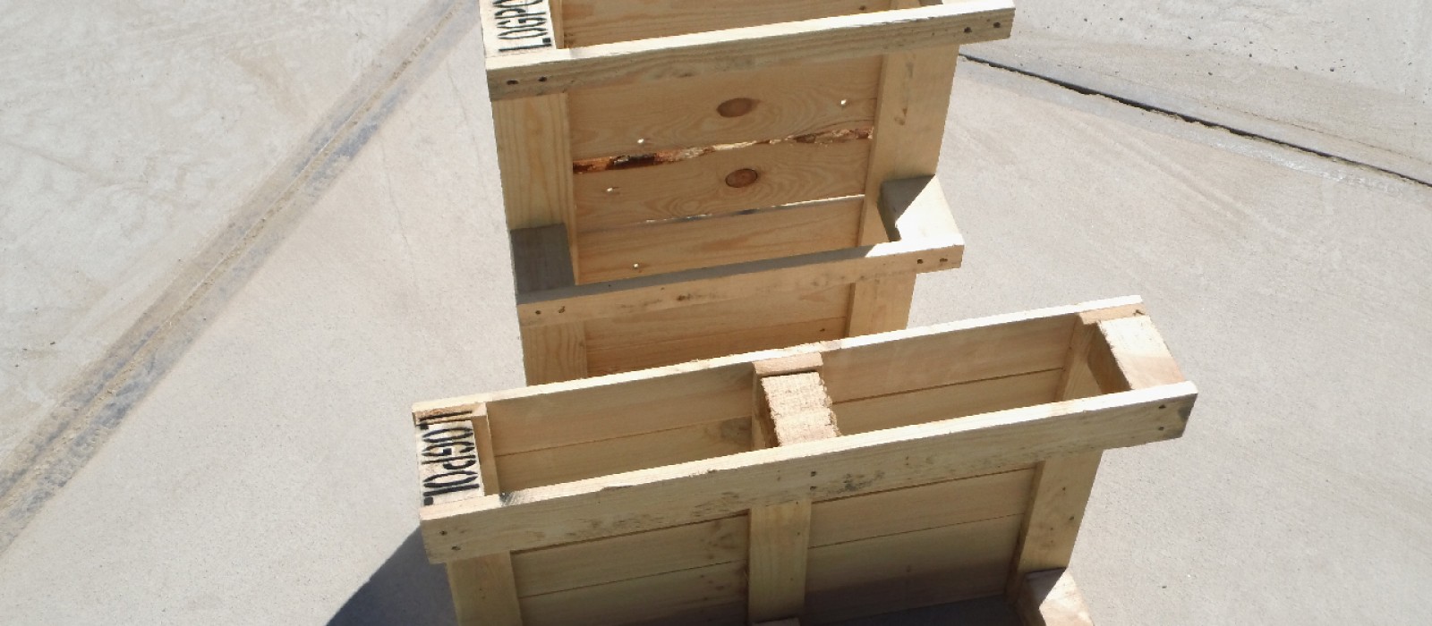 Holzpalette-470×670-in-verschiedenen-Varianten